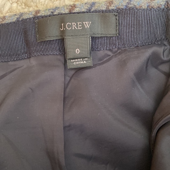 J. CREW Wool Houndstooth Skirt - Picture 5 of 8